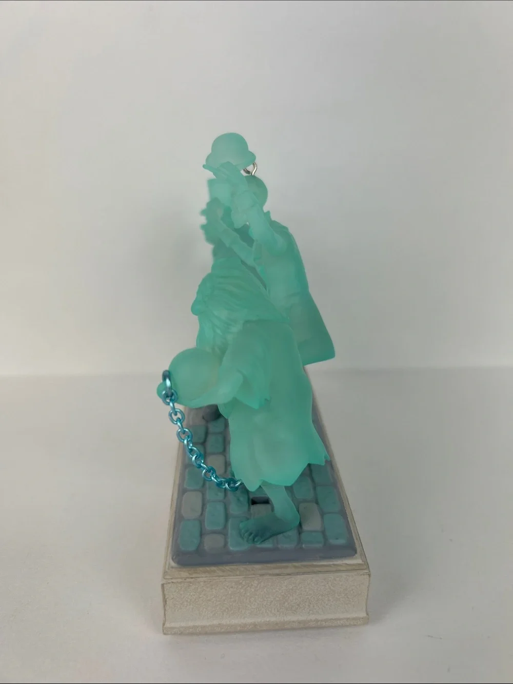 Hallmark Keepsake Ornament Hitchhiking Ghosts 2020 Excellent Used Condition